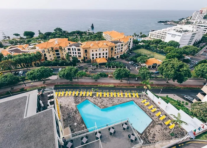 Muthu Raga Madeira Hotel